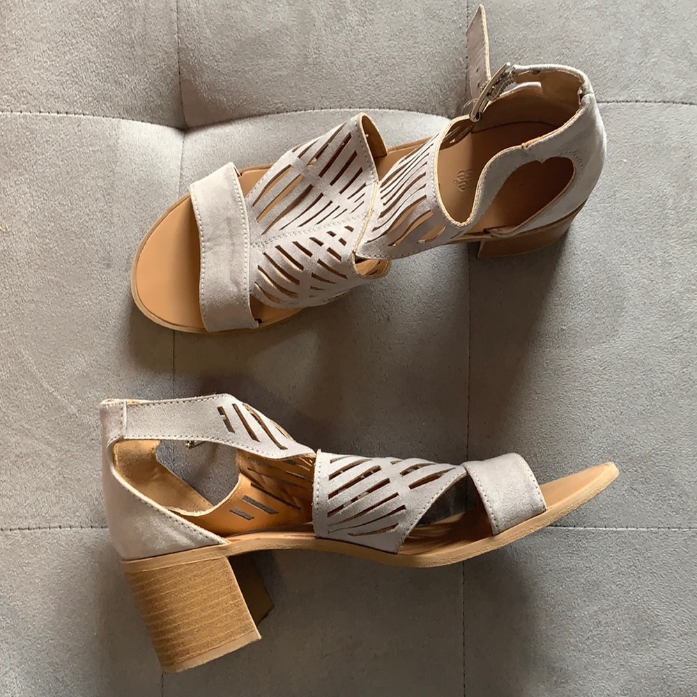 Grey heels